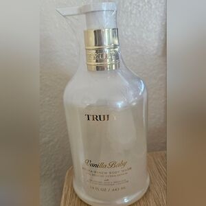 Truly Vanilla Baby Hydra-Renew Body Wash